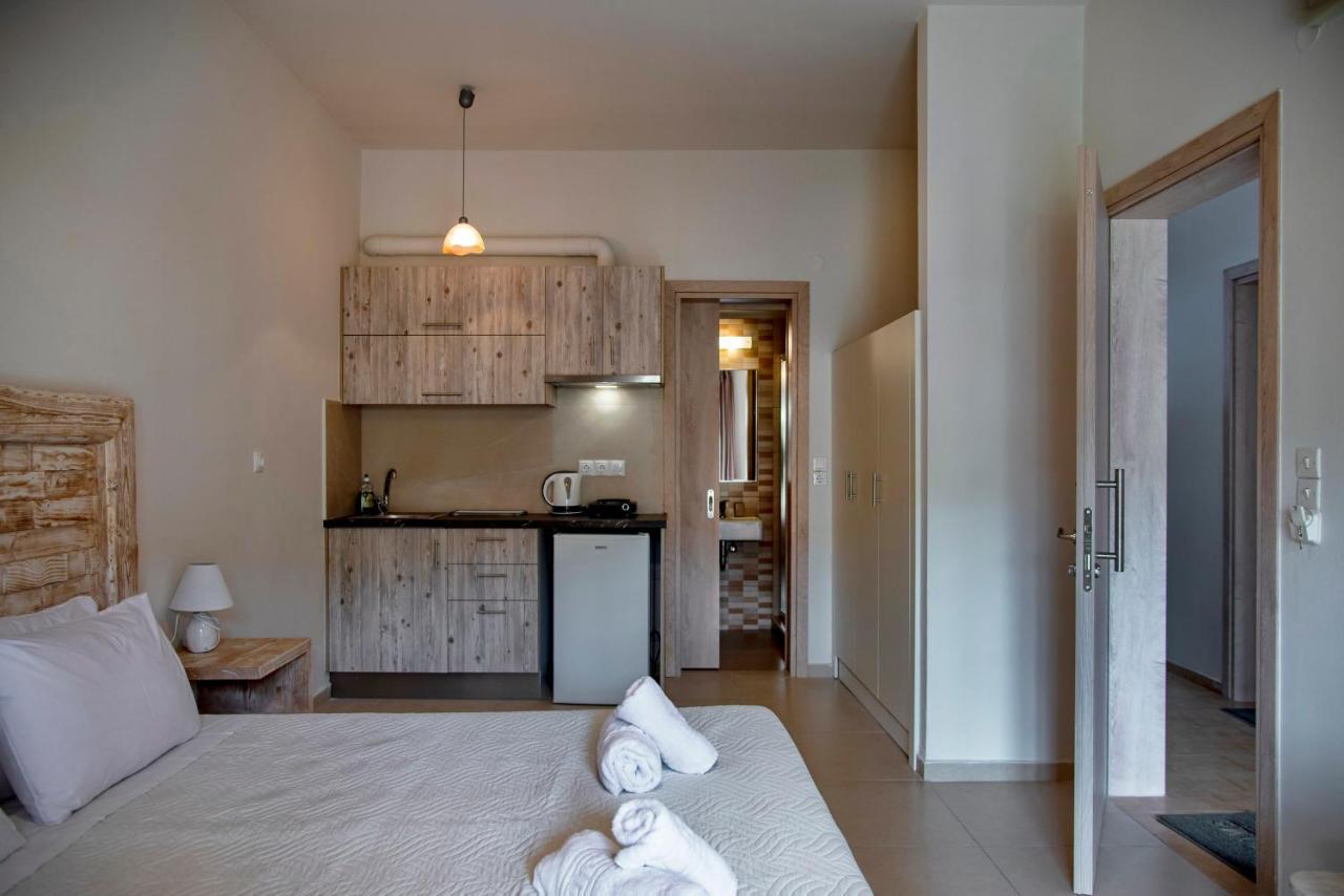 Omnia Apartments Agia Pelagia  Exterior photo