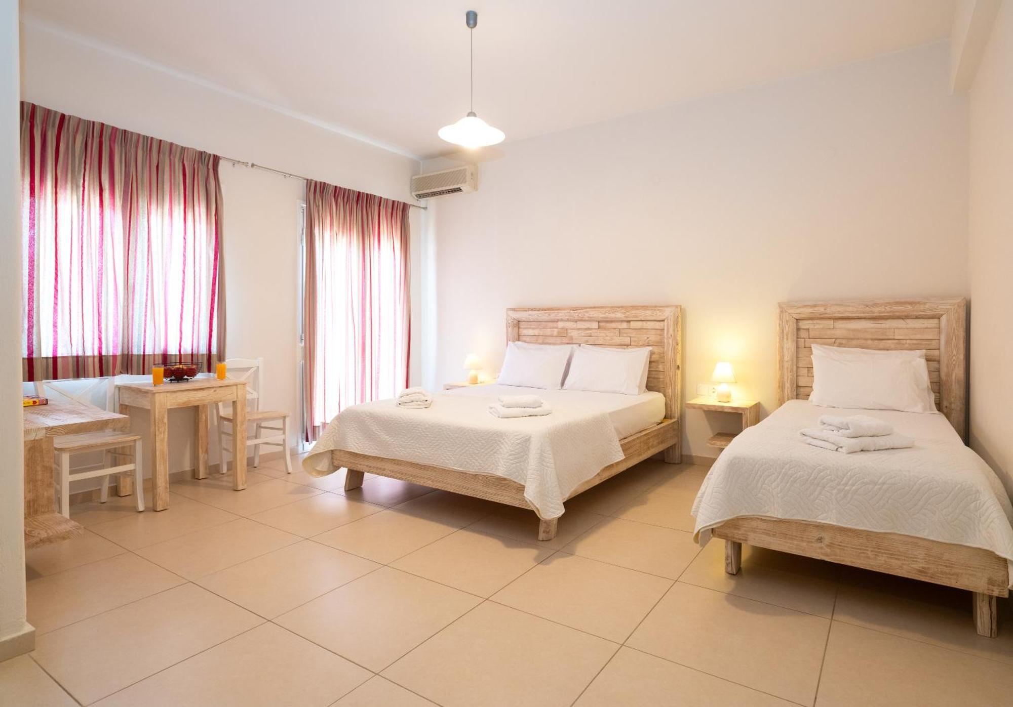 Omnia Apartments Agia Pelagia  Exterior photo
