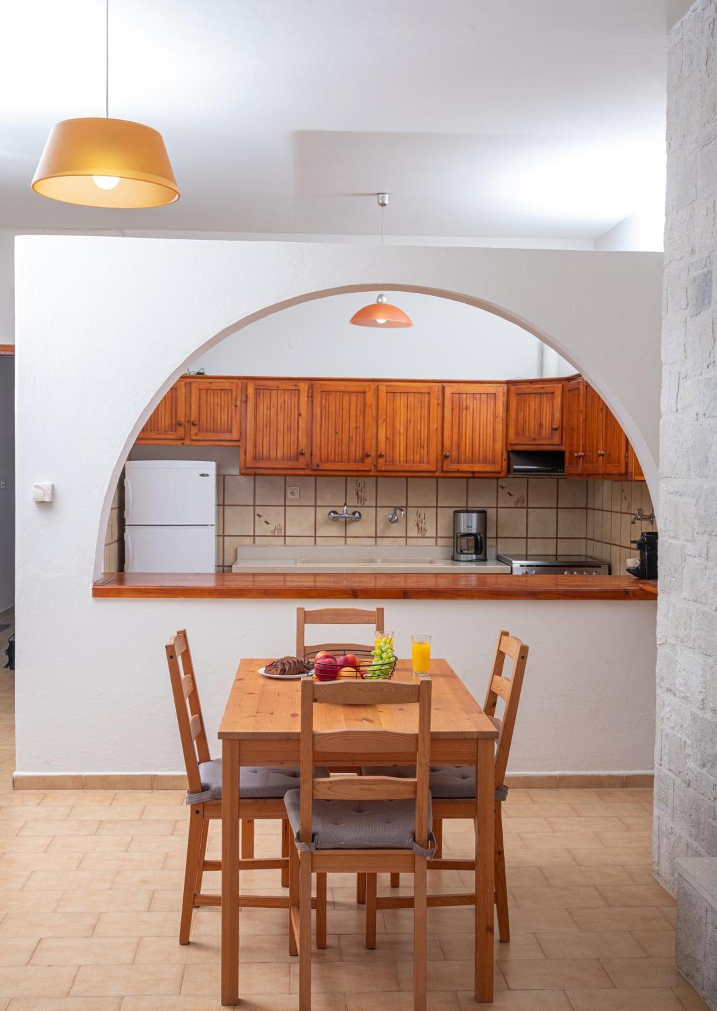 Omnia Apartments Agia Pelagia  Exterior photo