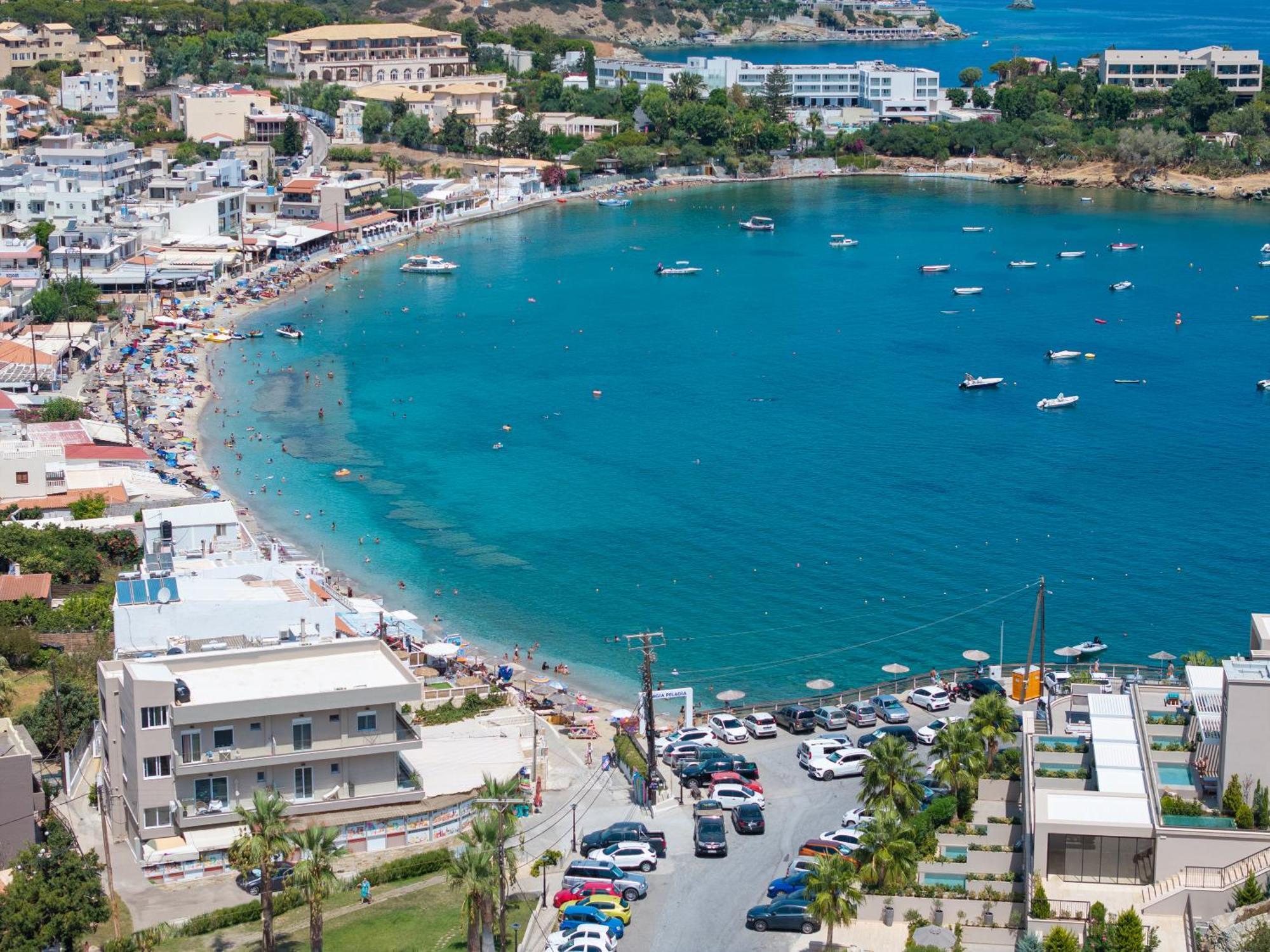 Omnia Apartments Agia Pelagia  Exterior photo